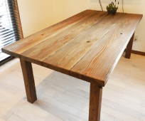 ウッドテーブル